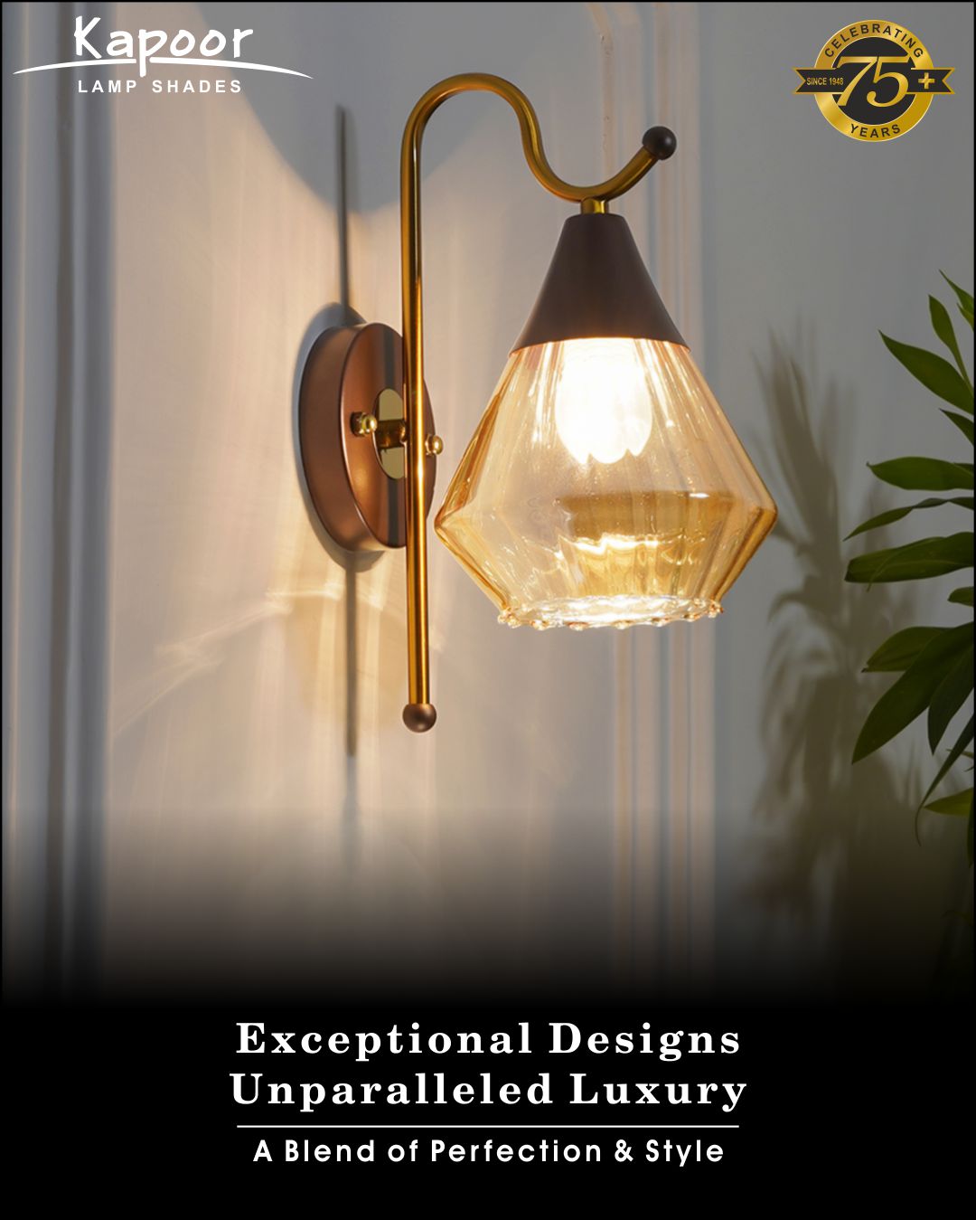Deyle Fusion Brown and Brass Finish Wall Light