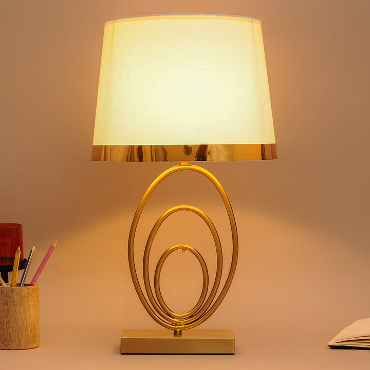 FENERTY Ultra Luxe Glam Table Lamp With Shade