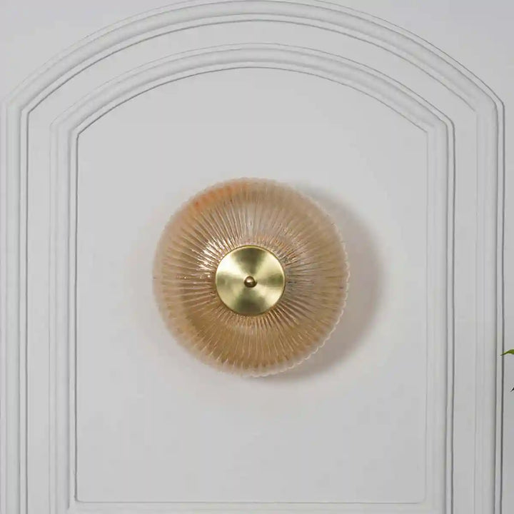 Maloto Amber Luster and Brass Finish Metal Wall Light