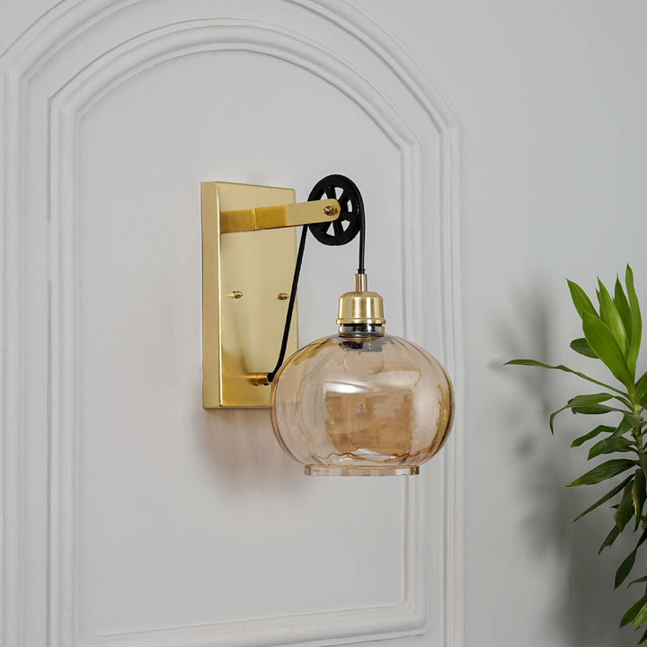 AMBRE Single Light Wall Light In Amber & Brass Finish