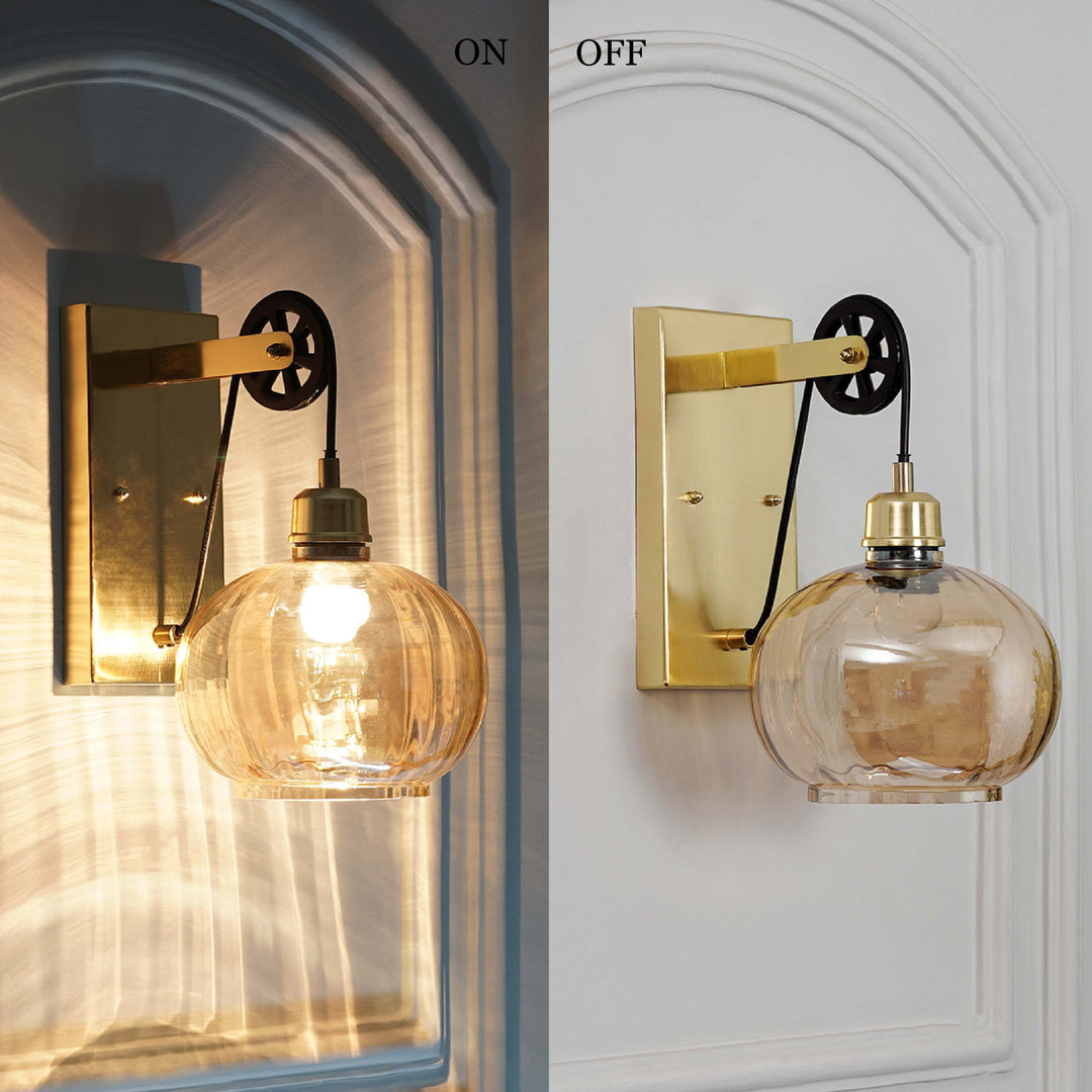 AMBRE Single Light Wall Light In Amber & Brass Finish