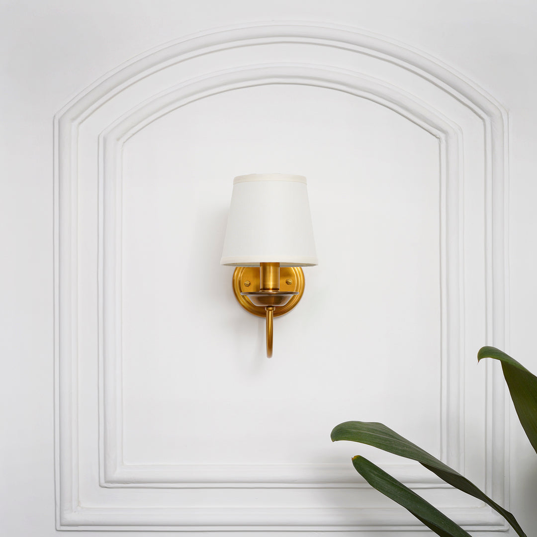CADEN Single Light Antique Brass Finish Metal Wall Light
