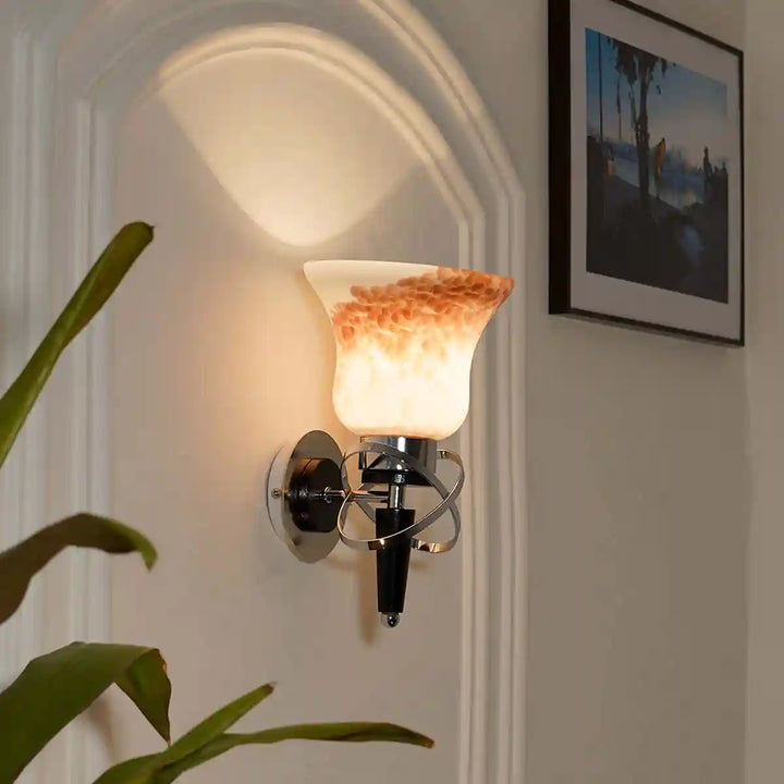 Minimal Single Light Black and Chrome Wall Light