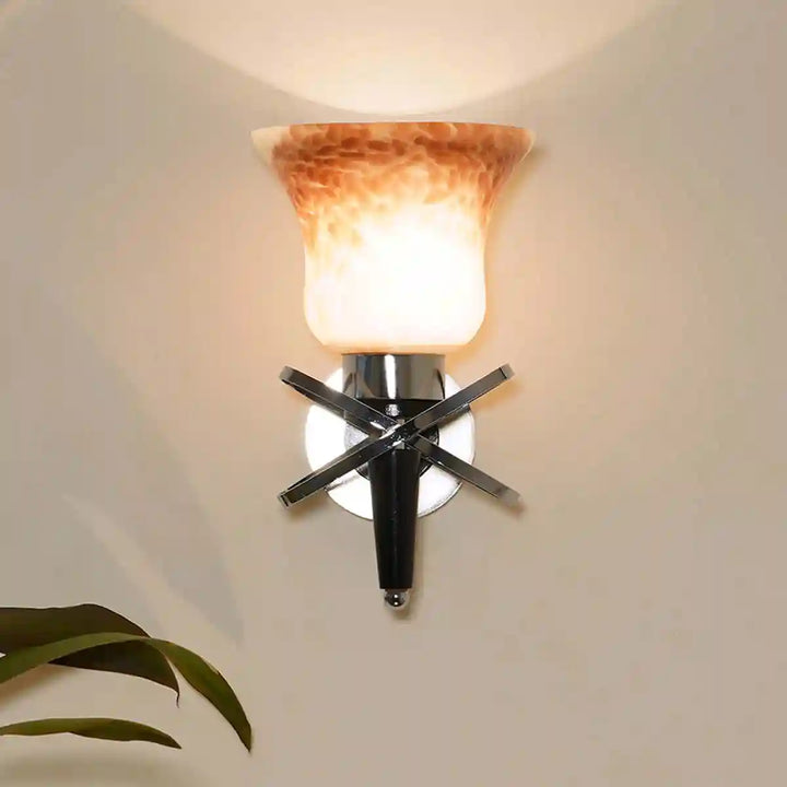 Minimal Single Light Black and Chrome Wall Light